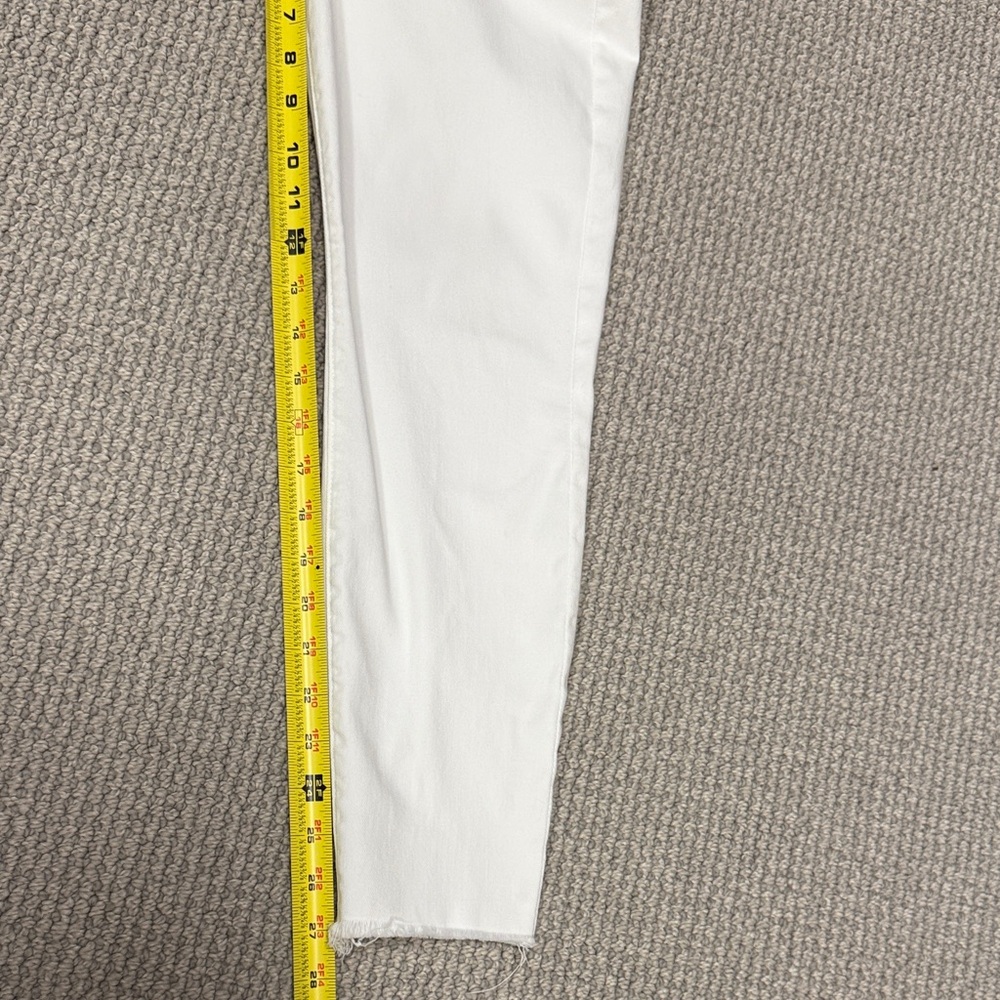 Mother High-Waisted Looker Ankle Fray White Jeans, Size 31 - Picture 9 of 15